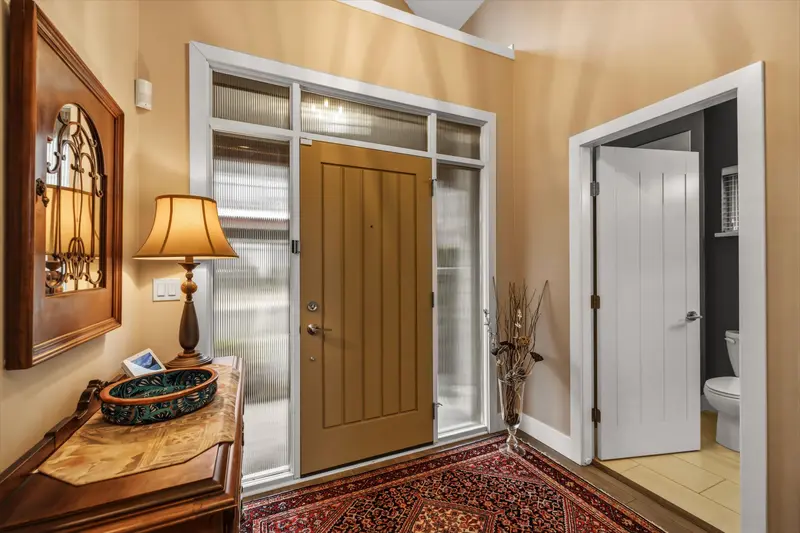 125 3458 BURKE VILLAGE PROMENADE - photo 4 of 25