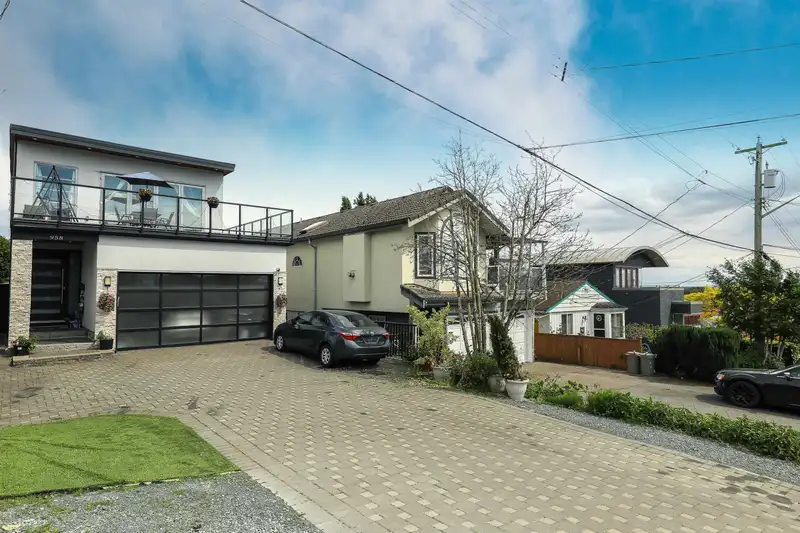 958 KEIL STREET - photo 2 of 36