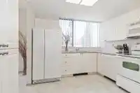 207 1745 MARTIN DRIVE - thumbnail 8