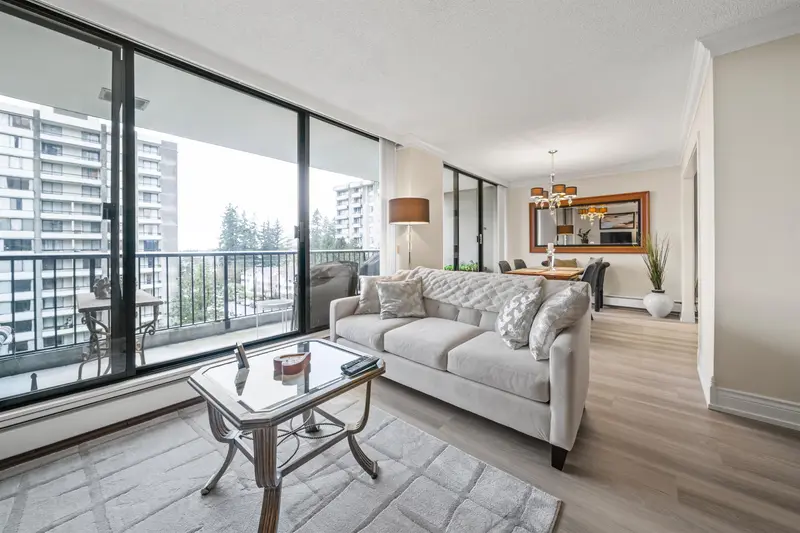 502 710 SEVENTH AVENUE - photo 2 of 25