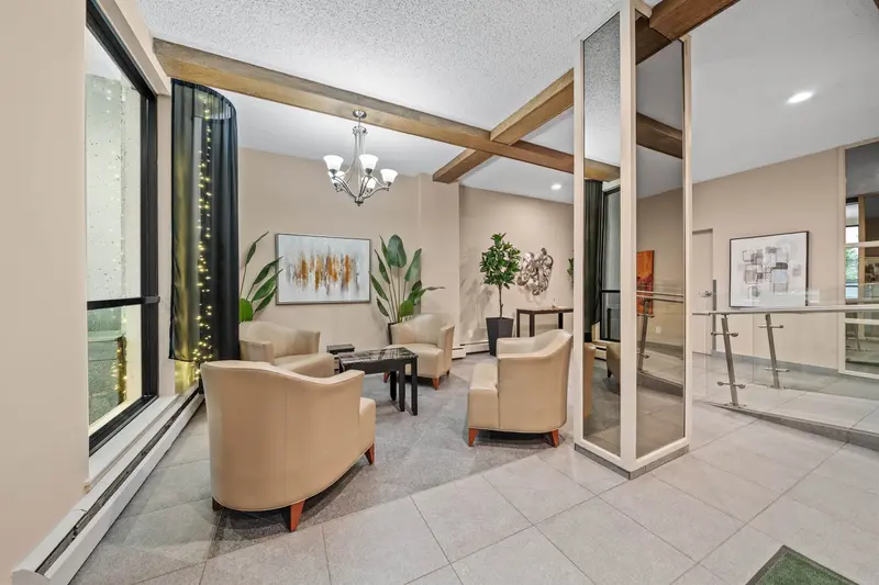 502 710 SEVENTH AVENUE - photo 4 of 25