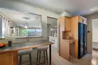 15176 BEACHVIEW AVENUE - thumbnail 7
