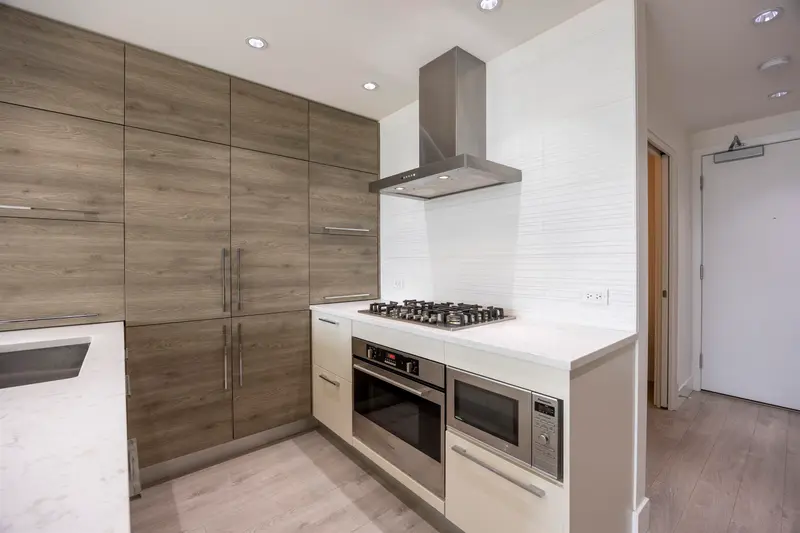 1206 7303 NOBLE LANE - photo 3 of 25