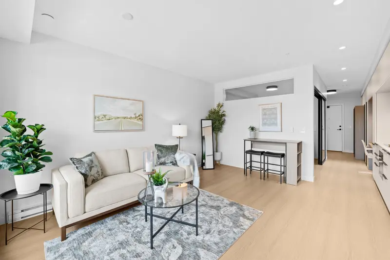 508 2015 ST. JOHNS STREET - photo 1 of 25