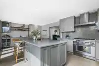 1033 164 STREET - thumbnail 14
