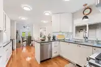 3 1838 SOUTHMERE CRESCENT - thumbnail 24