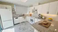 407 1765 MARTIN DRIVE - thumbnail 7