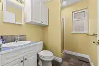 952 KENT STREET - thumbnail 24