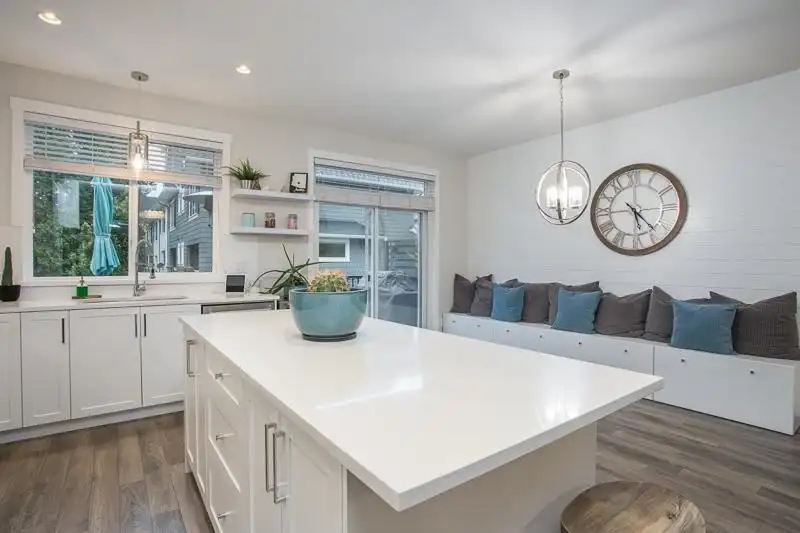 2 127 172ND STREET - photo 4 of 39