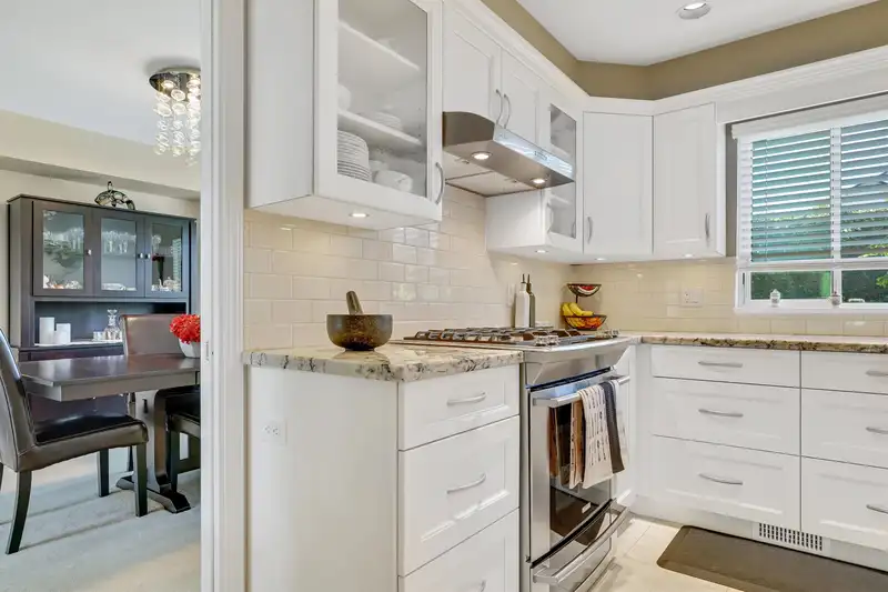 1744 130 STREET - photo 4 of 34