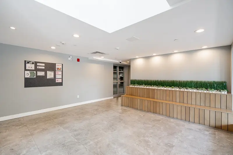 405 11703 FRASER STREET - photo 4 of 25