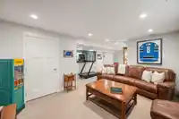 2892 161B STREET - thumbnail 33