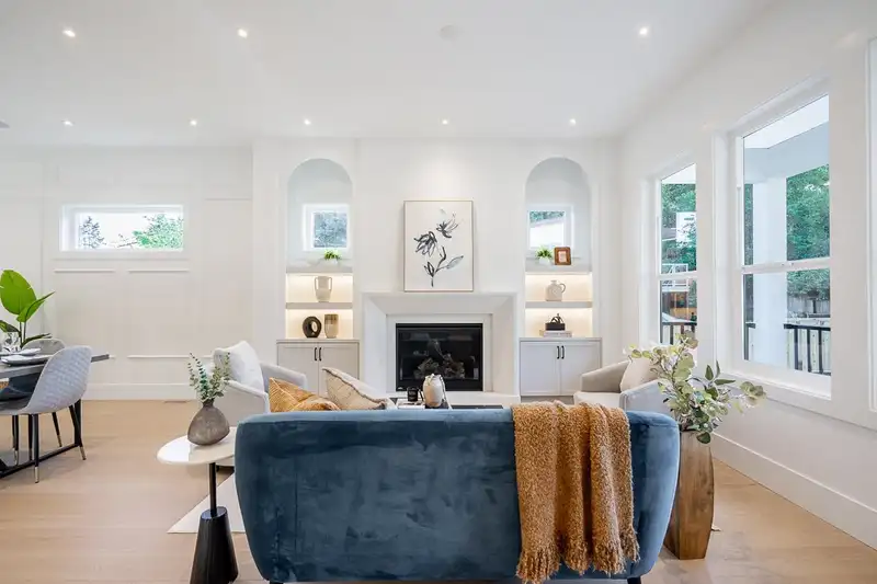 101 13711 16 AVENUE - photo 4 of 25
