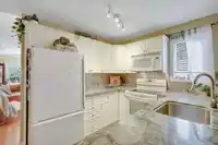 855 HABGOOD STREET - thumbnail 11