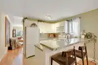 855 HABGOOD STREET - thumbnail 12