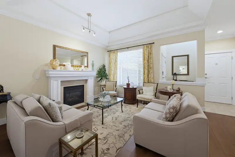 137 15500 ROSEMARY HEIGHTS CRESCENT - photo 3 of 25