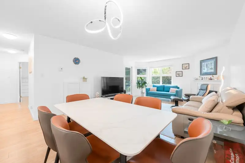 308 1273 MERKLIN STREET - photo 3 of 37