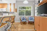 20 2678 KING GEORGE BOULEVARD - thumbnail 15