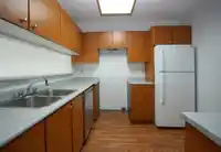 306 15275 19 AVENUE - thumbnail 3