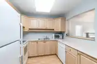 412 1225 MERKLIN STREET - thumbnail 9