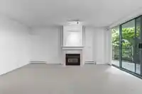 112 1785 MARTIN DRIVE - thumbnail 4