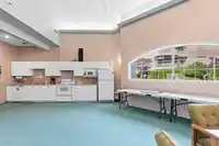 112 1785 MARTIN DRIVE - thumbnail 33
