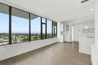 2406 1588 JOHNSTON ROAD - thumbnail 13