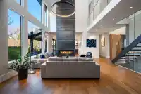 1877 126 STREET - thumbnail 3