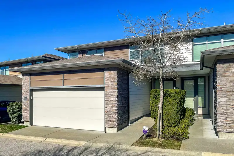 38 2603 162 STREET - photo 1 of 40