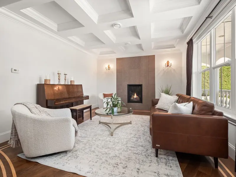 5615 121A STREET - photo 3 of 25