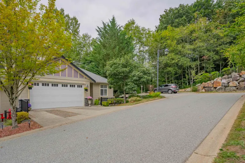 15 36260 MCKEE ROAD - photo 3 of 25