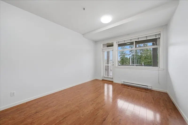 307 22858 LOUGHEED HIGHWAY - photo 3 of 21