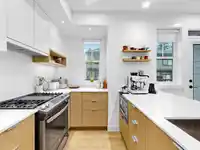 55 2350 165 STREET - thumbnail 7