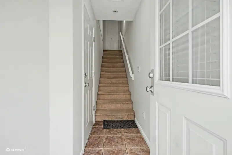 13 6533 121 STREET - photo 4 of 25