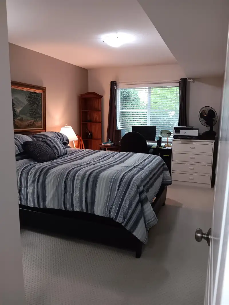 61 2588 152 STREET - photo 2 of 2