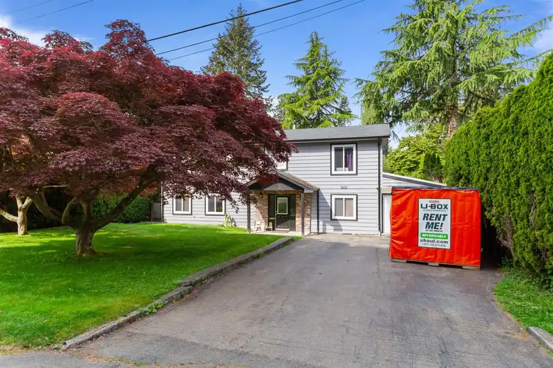2621 127A STREET - photo 4 of 40