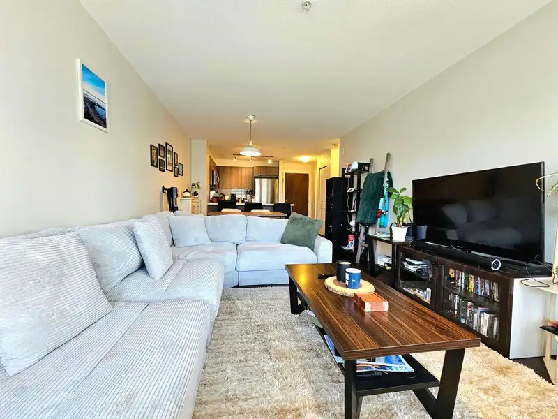 321 3323 151 STREET - photo 4 of 36