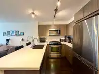 321 3323 151 STREET - thumbnail 9