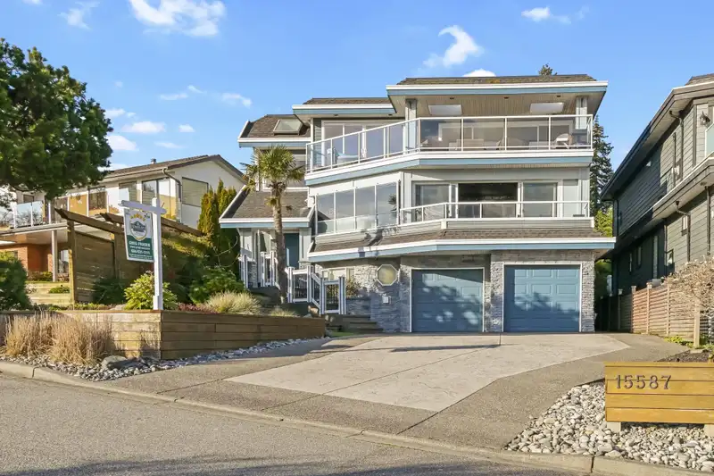 15587 SEMIAHMOO AVENUE - photo 1 of 40