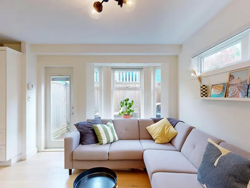 101 1672 E PENDER STREET - photo 1 of 21