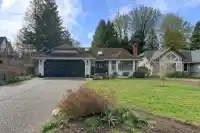 13570 15A AVENUE - thumbnail 1