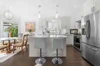 13570 15A AVENUE - thumbnail 10