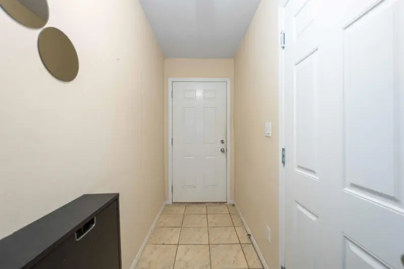 3 12730 66 AVENUE - photo 3 of 25