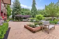 204 2511 KING GEORGE BOULEVARD - thumbnail 11