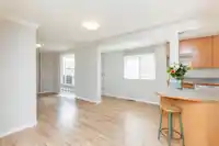 2102 CUMBRIA DRIVE - thumbnail 3