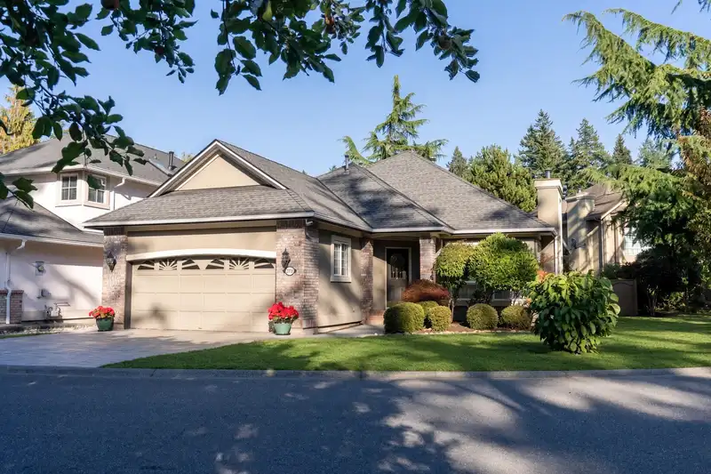 2230 140 STREET - photo 2 of 25