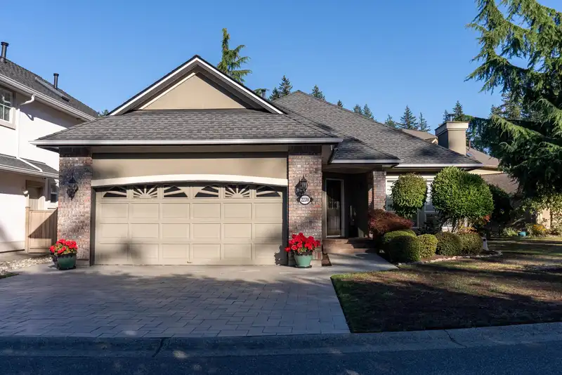 2230 140 STREET - photo 3 of 25