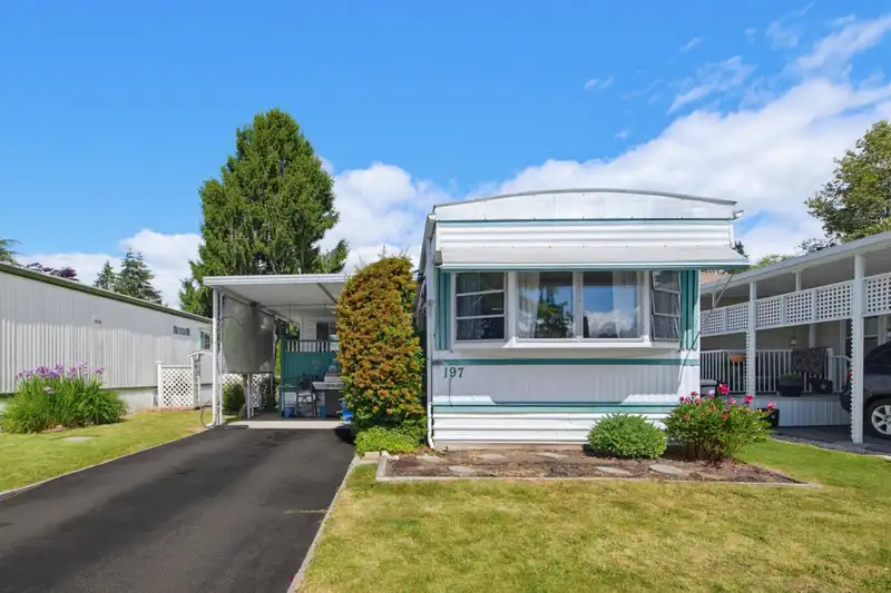197 1840 160 STREET - photo 1 of 37