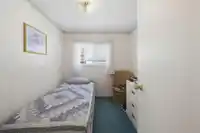 197 1840 160 STREET - thumbnail 19
