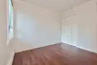 113 1740 SOUTHMERE CRESCENT - thumbnail 16